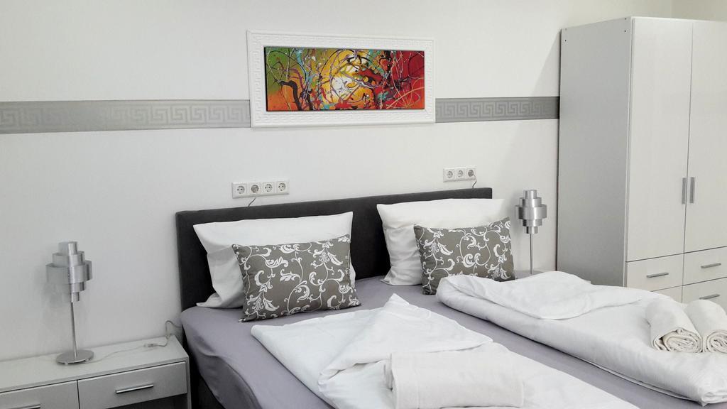Villaci Business Apartments Leimen  Extérieur photo