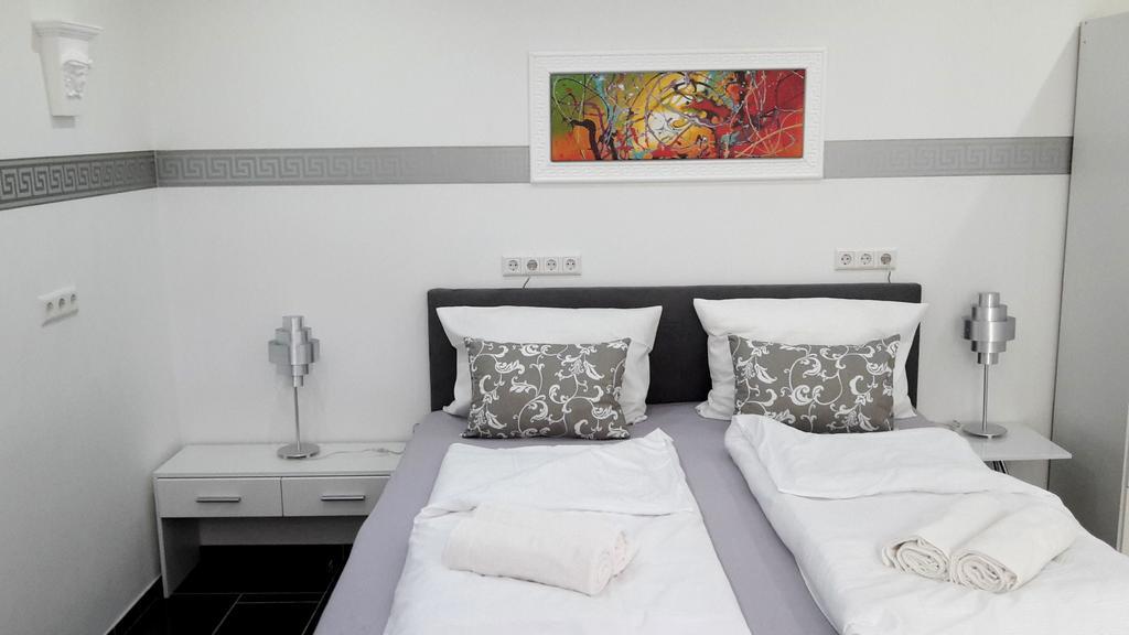 Villaci Business Apartments Leimen  Extérieur photo