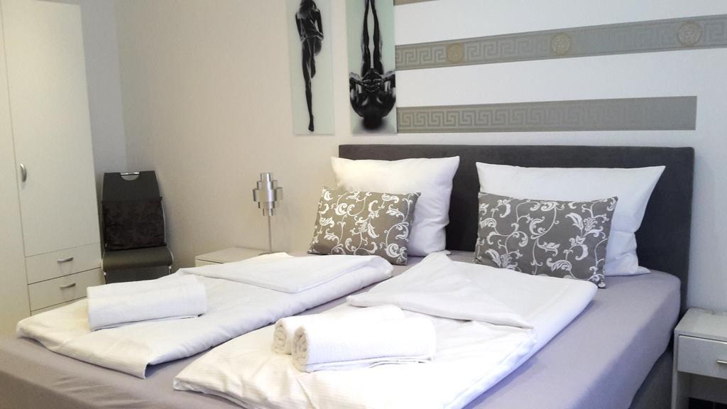 Villaci Business Apartments Leimen  Extérieur photo