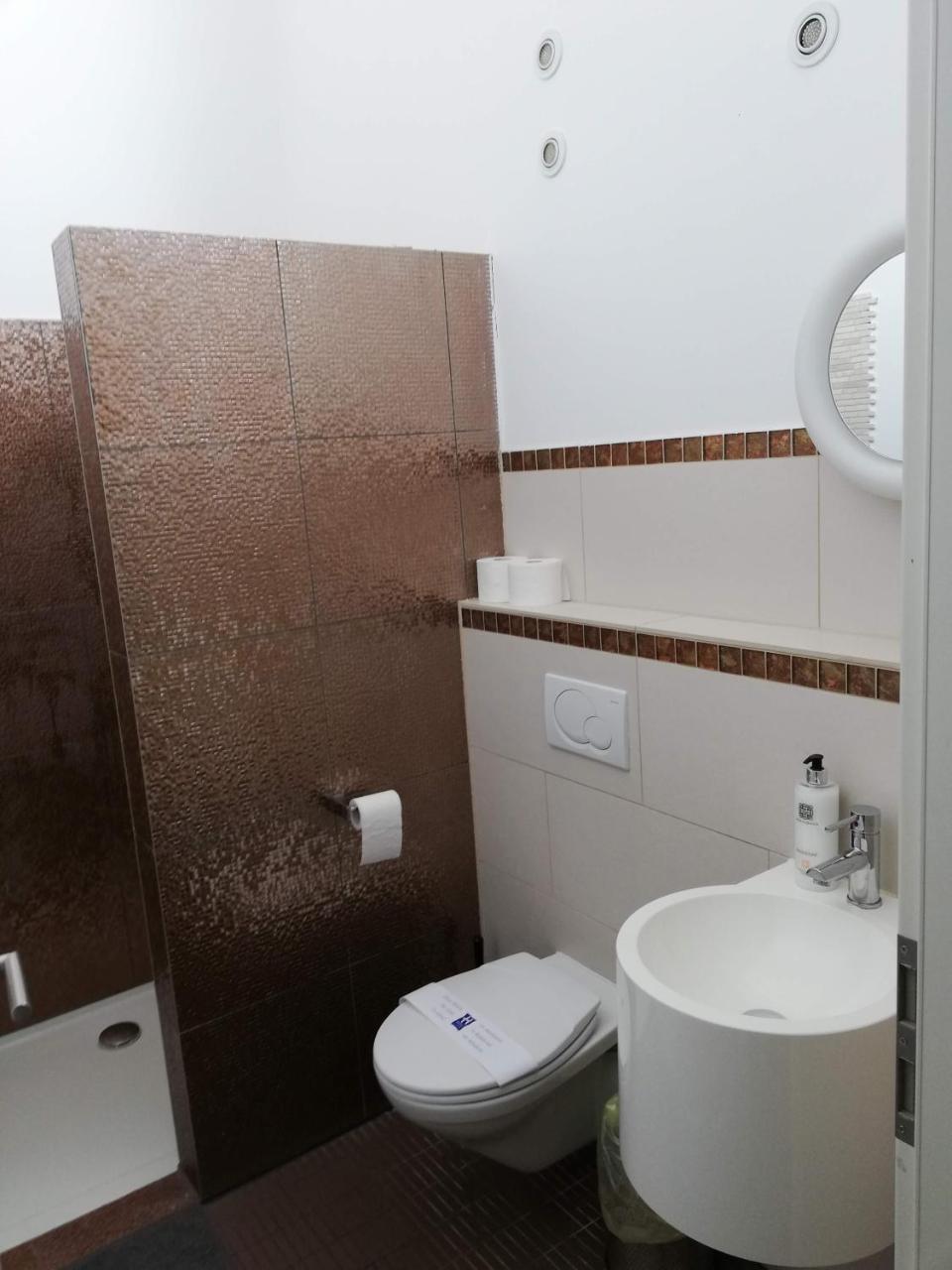 Villaci Business Apartments Leimen  Extérieur photo